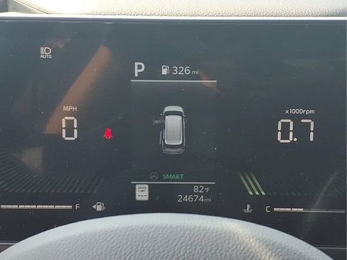 Used 2026 Kia Carnival FWD image 12