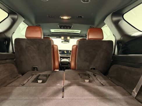 Used 2023 Dodge Durango GT AWD/4WD image 33