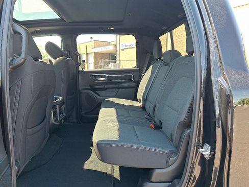 Certified 2022 RAM 1500 Big Horn AWD/4WD image 11