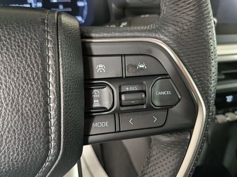 Used 2024 Toyota Tacoma TRD Off-Road image 20