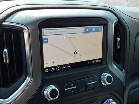Used 2019 GMC Sierra 1500 Denali w/ Denali Ultimate Package AWD/4WD image 16
