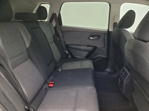 Used 2021 Nissan Rogue SV FWD image 19
