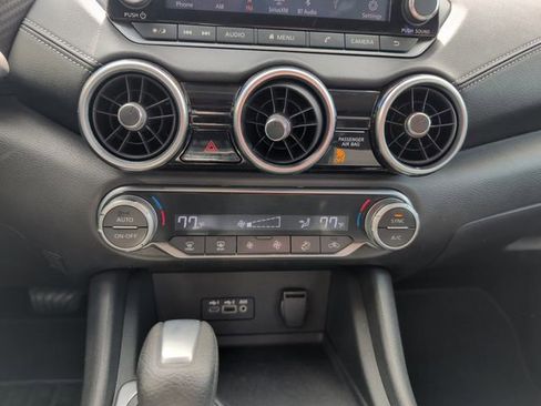 Used 2020 Nissan Sentra SV FWD image 25