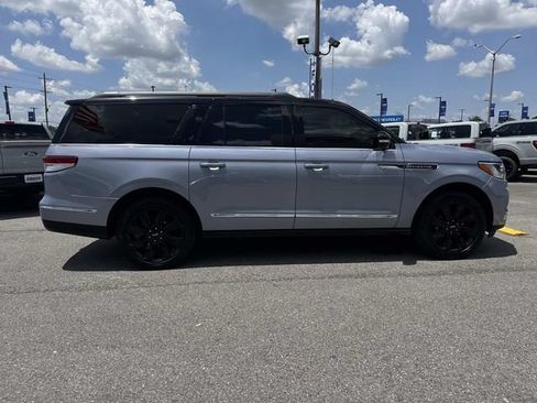 Used 2023 Lincoln Navigator L Black Label AWD/4WD image 4