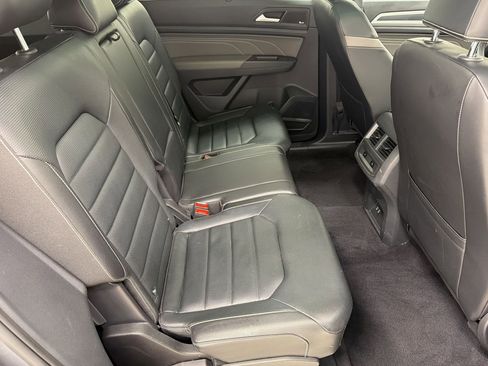 Used 2023 Volkswagen Atlas Cross Sport SEL AWD/4WD image 29