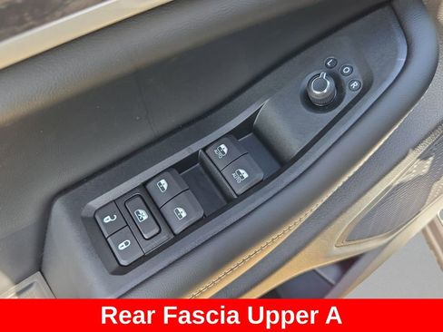 New 2026 Jeep Grand Cherokee Altitude AWD/4WD image 13