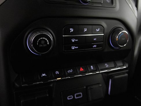 New 2025 Chevrolet Silverado 1500 Custom Trail Boss w/ Turbomax Blackout Package image 28