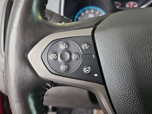 Used 2021 Chevrolet Colorado Z71 w/ Safety Package RWD image 13
