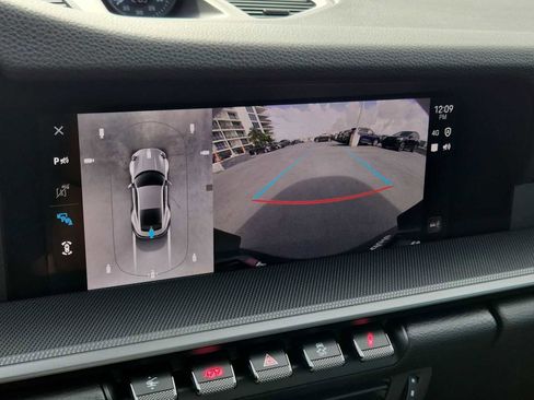 Used 2025 Porsche 911 Carrera image 22