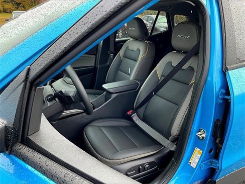 New 2026 Chevrolet Trax ACTIV w/ Sunroof Package image 9