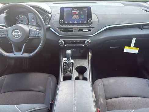 Certified 2025 Nissan Altima 2.5 S FWD image 7