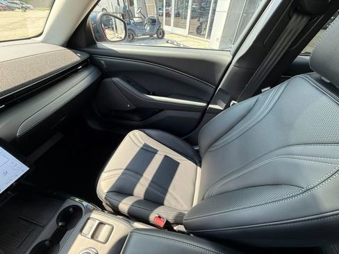 Used 2021 Ford Mustang Mach-E Premium image 24