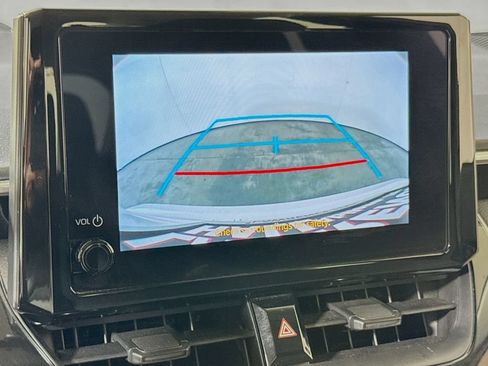 Used 2024 Toyota Corolla LE FWD image 12