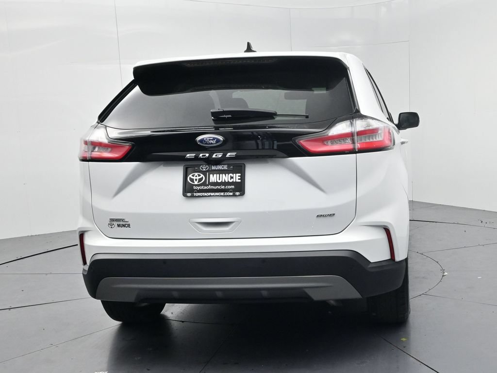 Used 2024 Ford Edge SEL AWD/4WD image 3