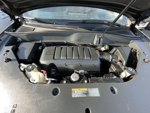 Used 2014 GMC Acadia SLT w/ Technology Package image 23