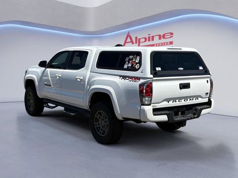 Used 2023 Toyota Tacoma TRD Sport AWD/4WD image 3