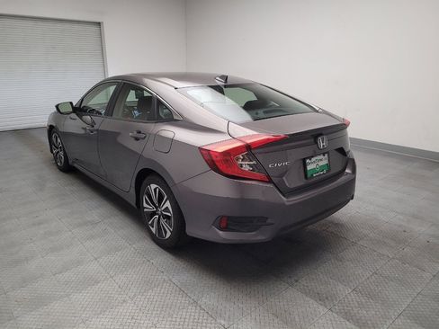 Used 2018 Honda Civic EX-T image 5