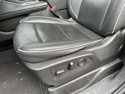 Used 2024 Chevrolet Tahoe Premier image 19