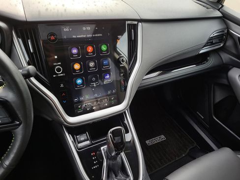 Used 2025 Subaru Outback Onyx Edition image 23