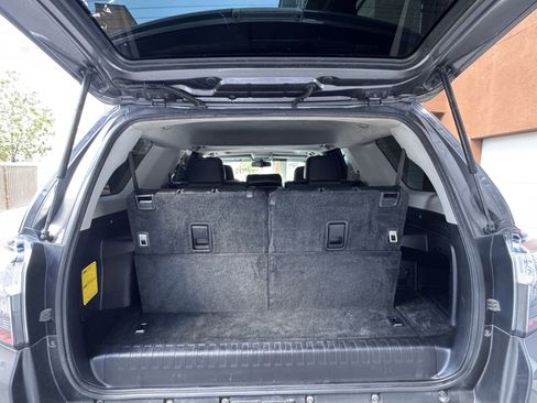 Used 2016 Toyota 4Runner SR5 Premium AWD/4WD image 33