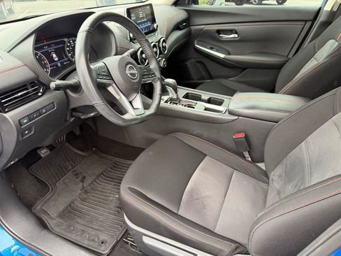 Used 2024 Nissan Sentra SR FWD image 3