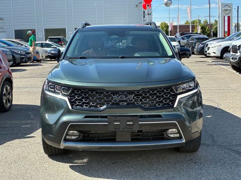 Used 2022 Kia Sorento SX Prestige w/ Rust Color Package AWD/4WD image 11