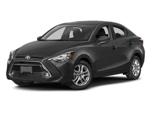 Used 2017 Toyota Yaris iA FWD image 4