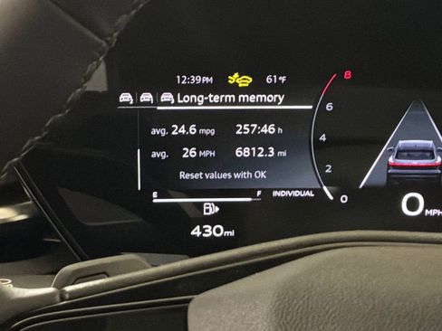 Used 2025 Audi Q5 Premium w/ Convenience Package image 14