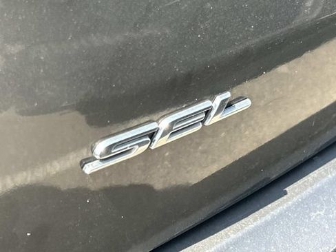 Used 2024 Ford Edge SEL AWD/4WD image 9