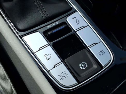 Certified 2025 Hyundai Tucson SEL image 18