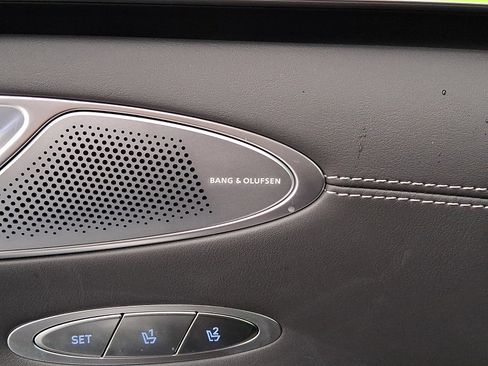 Certified 2026 Genesis GV70 2.5T Advanced image 26