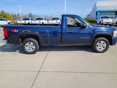 Used 2010 Chevrolet Silverado 1500 LT w/ Interior Plus Package image 13