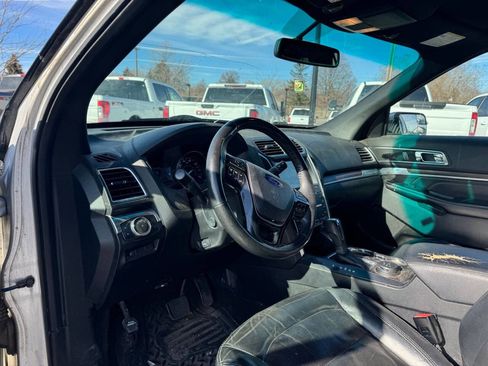 Used 2016 Ford Explorer Limited image 11