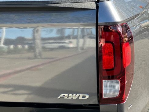 Used 2023 Honda Ridgeline RTL-E image 34