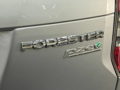 Used 2014 Subaru Forester 2.5i Limited w/ Popular Package #1 AWD/4WD image 39