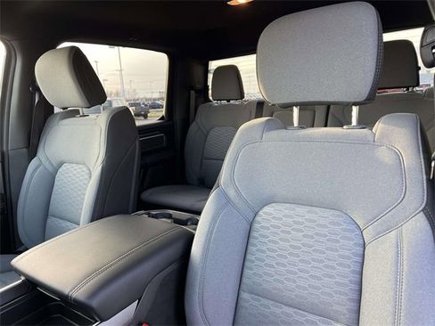 New 2026 RAM 1500 4x4 Crew Cab image 25