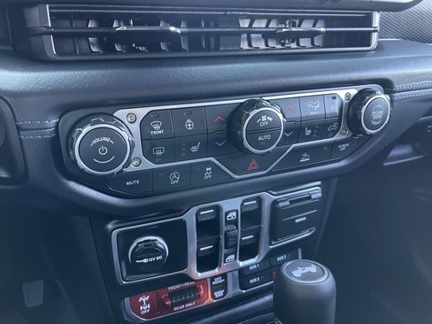 New 2026 Jeep Wrangler Unlimited Rubicon image 31