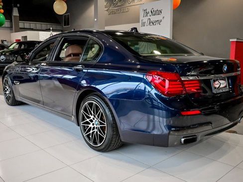Used 2015 BMW 740Li xDrive image 7