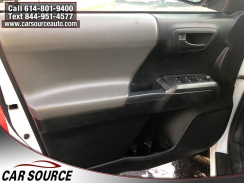 Used 2016 Toyota Tacoma SR5 image 14