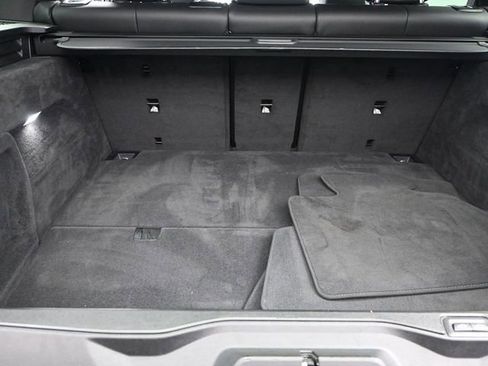 Used 2025 BMW X5 xDrive50e image 18