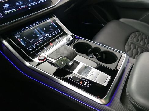 Used 2023 Audi RS Q8 AWD/4WD image 12