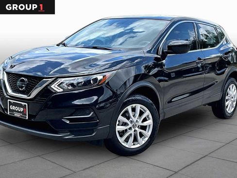 Certified 2021 Nissan Rogue Sport S image 1