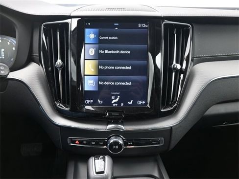 Used 2019 Volvo XC60 T5 Inscription w/ Protection Package Premier image 12
