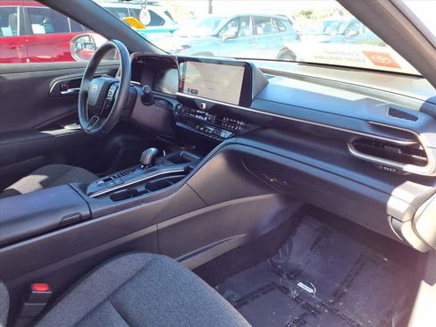 Certified 2023 Toyota Crown XLE image 23