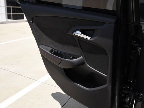 Used 2017 Chevrolet SS RWD image 23