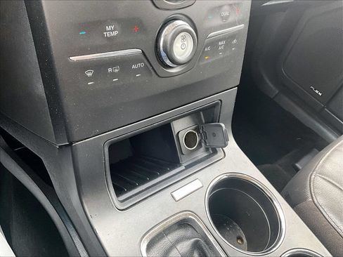Used 2018 Ford Flex SEL w/ Equipment Group 202A FWD image 33