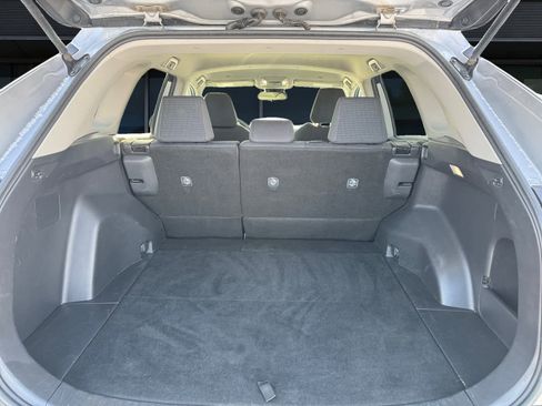 Used 2024 Toyota RAV4 LE image 10