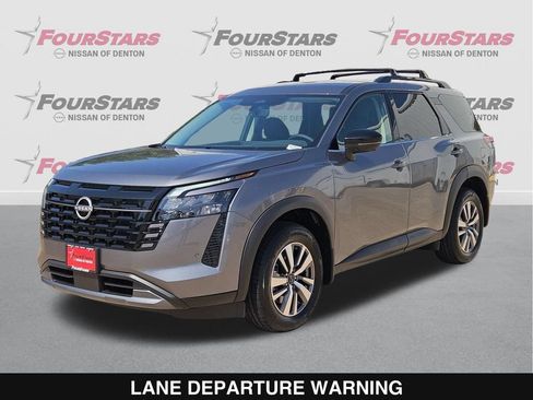 New 2026 Nissan Pathfinder SL FWD image 9