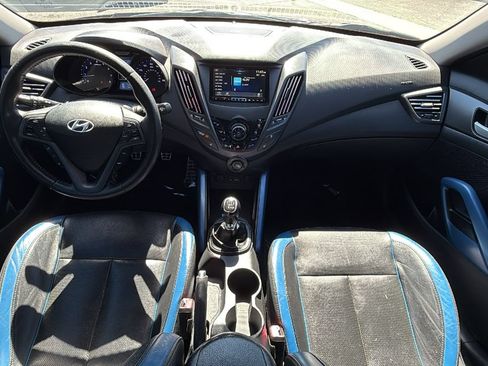 Used 2013 Hyundai Veloster Turbo w/ Ultimate Pkg FWD image 18