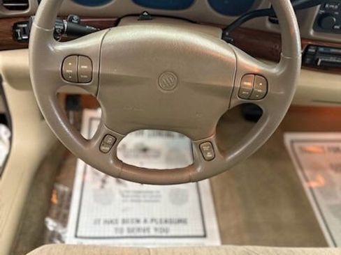 Used 2005 Buick Le Sabre Custom image 20